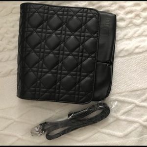 Makeup artist brush bag